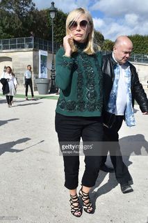 Emmanuelle Béart feet photo thumbnail