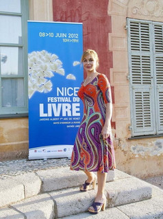 Emmanuelle Béart feet photo thumbnail