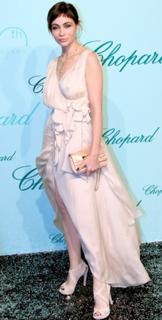 Emmanuelle Béart feet photo thumbnail