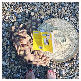 Emmanuelle Béart feet photo thumbnail