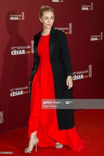 Emmanuelle Béart feet photo thumbnail