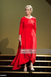 Emmanuelle Béart feet photo thumbnail