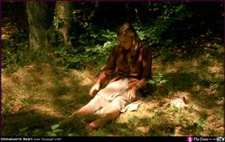 Emmanuelle Béart feet photo thumbnail