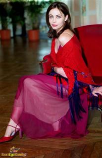 Emmanuelle Béart feet photo thumbnail