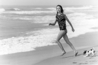 Emmanuelle Béart feet photo thumbnail