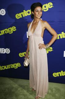 Emmanuelle Chriqui feet photo thumbnail