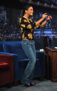 Emmanuelle Chriqui feet photo thumbnail