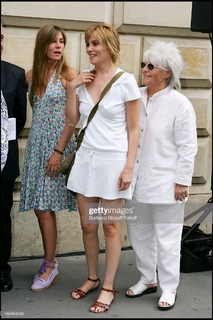 Emmanuelle Seigner feet photo thumbnail