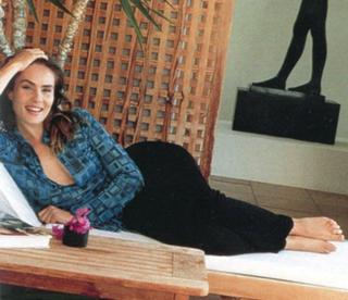 Emmanuelle Seigner feet photo thumbnail