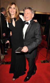 Emmanuelle Seigner feet photo thumbnail