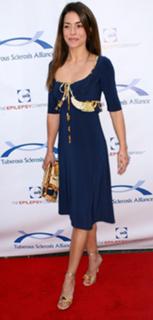 Emmanuelle Vaugier feet photo thumbnail