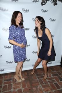 Emmanuelle Vaugier feet photo thumbnail