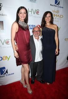Emmanuelle Vaugier feet photo thumbnail