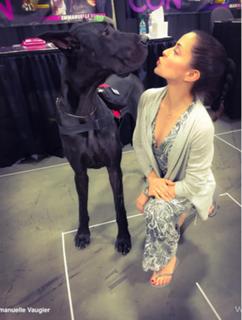 Emmanuelle Vaugier feet photo thumbnail
