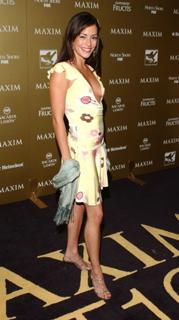 Emmanuelle Vaugier feet photo thumbnail