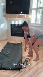 Emmanuelle Vaugier feet photo thumbnail