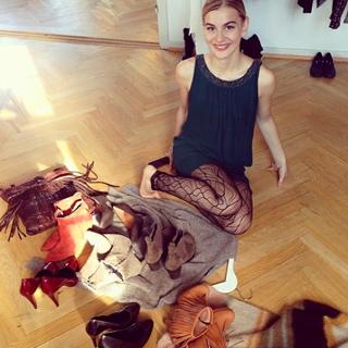 Emmelie de Forest feet photo 3