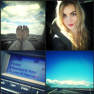 Emmelie de Forest feet photo 5