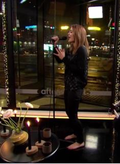Emmelie de Forest feet photo 4