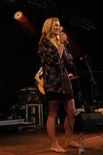 Emmelie de Forest feet photo 6