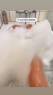 Emmelie de Forest feet photo 7
