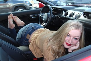 Emmy Picasso feet photo 1