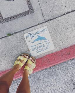 Emmy Raver-Lampman feet photo 1