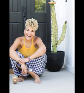 Emmy Raver-Lampman feet photo 15