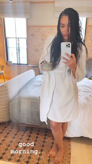 Emmy Raver-Lampman feet photo 6