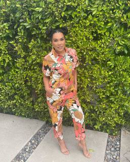 Emmy Raver-Lampman feet photo 5