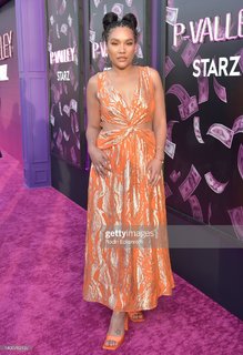 Emmy Raver-Lampman feet photo 20
