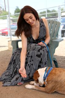 Emmy Rossum feet photo thumbnail