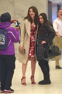 Emmy Rossum feet photo thumbnail