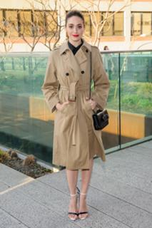 Emmy Rossum feet photo thumbnail