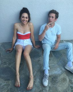 Emmy Rossum feet photo thumbnail
