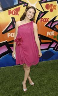 Emmy Rossum feet photo thumbnail