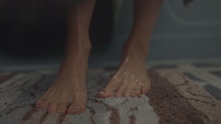 Emmy Rossum feet photo thumbnail