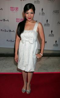 Emy Coligado feet photo 3
