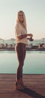 Emy Ltr feet photo 12