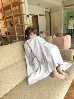Enako feet photo 4