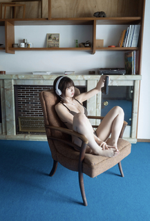 Enako feet photo 8