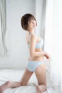 Enako feet photo 11