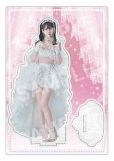 Enako feet photo 4