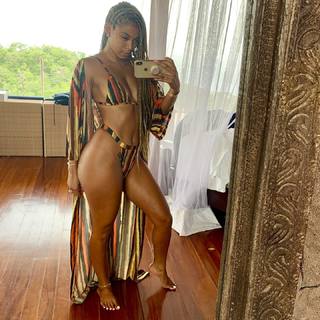 Eniko Parrish feet photo 9