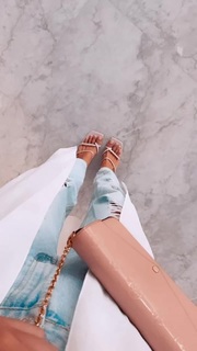 Enisa Bukvic feet photo thumbnail