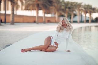 Enisa Bukvic feet photo thumbnail