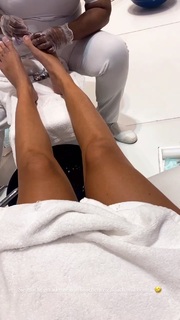 Enisa Bukvic feet photo thumbnail