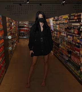 Enisa Bukvic feet photo thumbnail