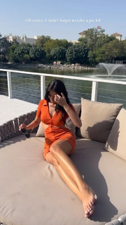 Enisa Bukvic feet photo thumbnail
