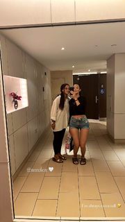 Enisa Bukvic feet photo thumbnail